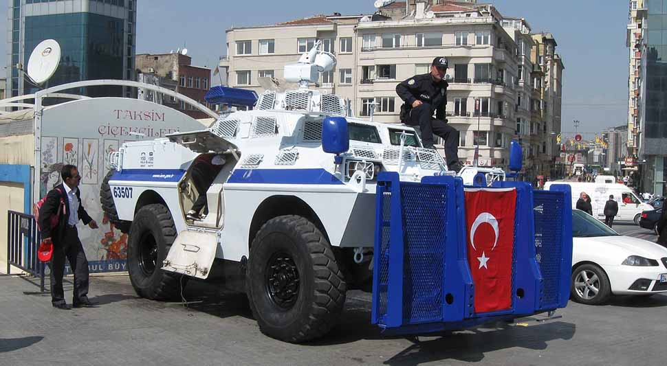 turska policija.jpg